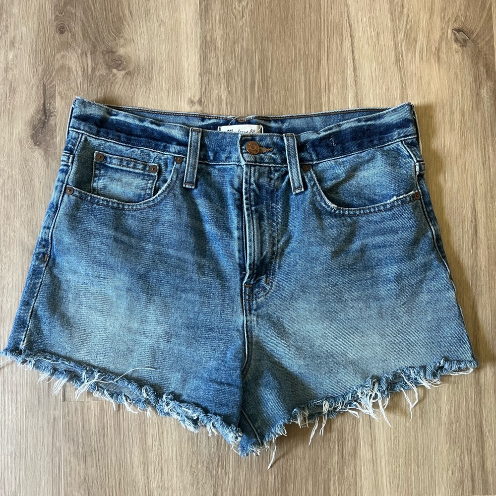 Madewell -The Perfect Jean Short - Size 28